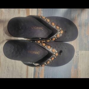 EUC vionic womens dress sandals size 9